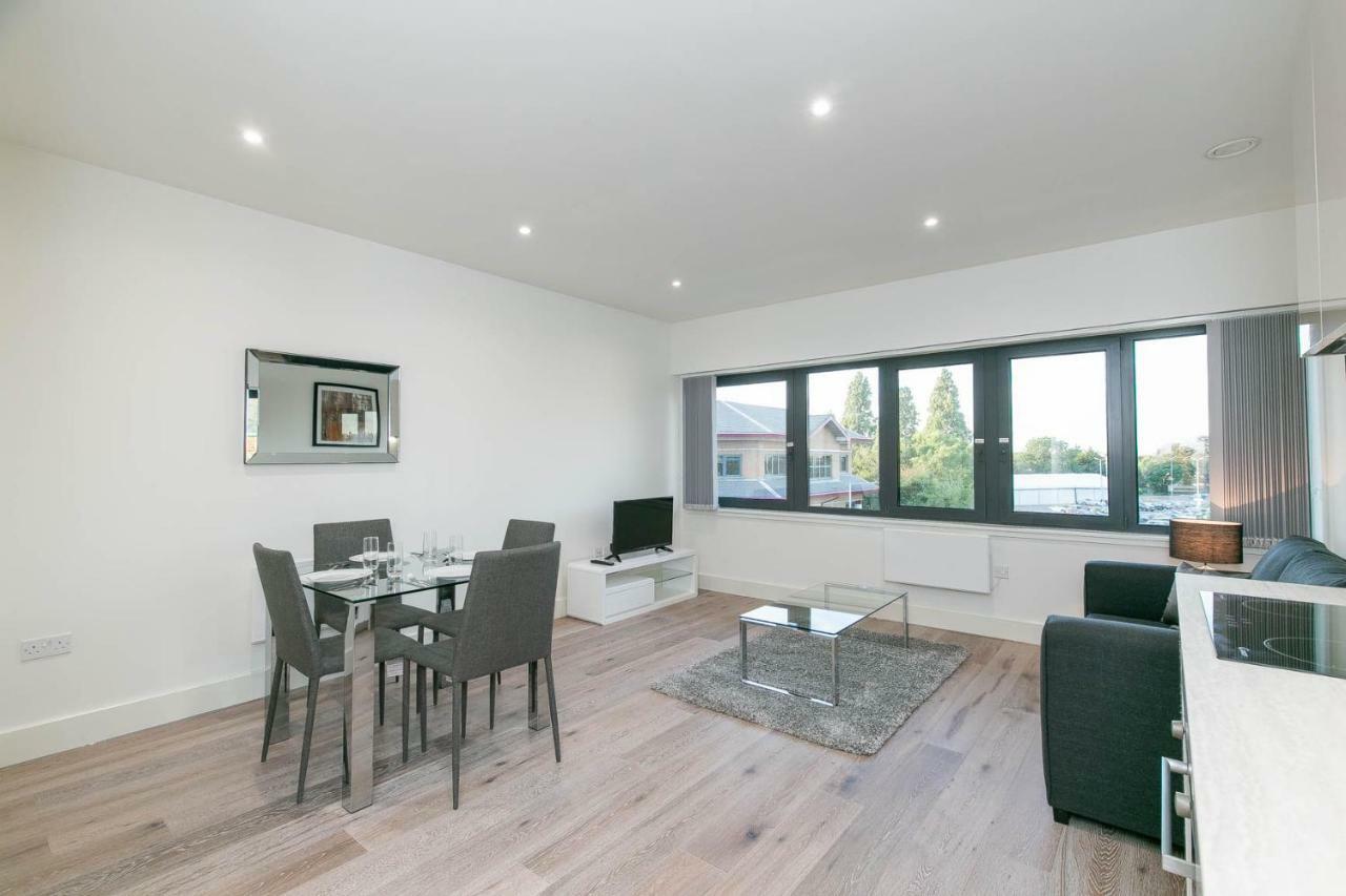 Deluxe Apartments By Heathrow Harmondsworth Buitenkant foto