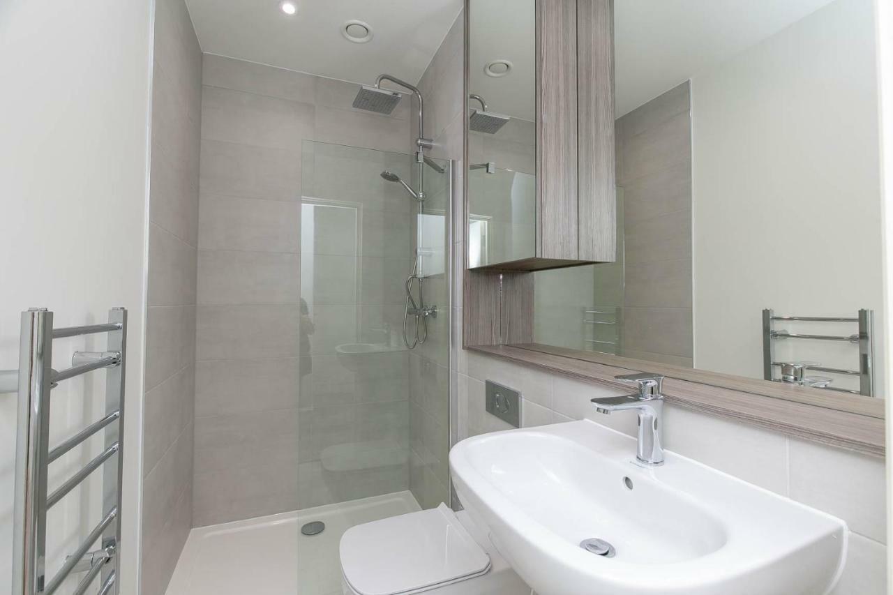 Deluxe Apartments By Heathrow Harmondsworth Buitenkant foto