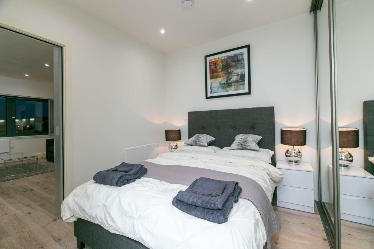 Deluxe Apartments By Heathrow Harmondsworth Buitenkant foto