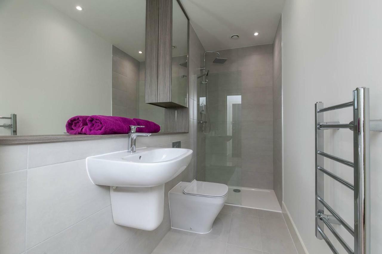Deluxe Apartments By Heathrow Harmondsworth Buitenkant foto
